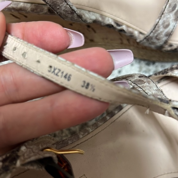 Authentic pre owned python Prada wedges sz 8.5 missing one strap loop see photos - Picture 2 of 8